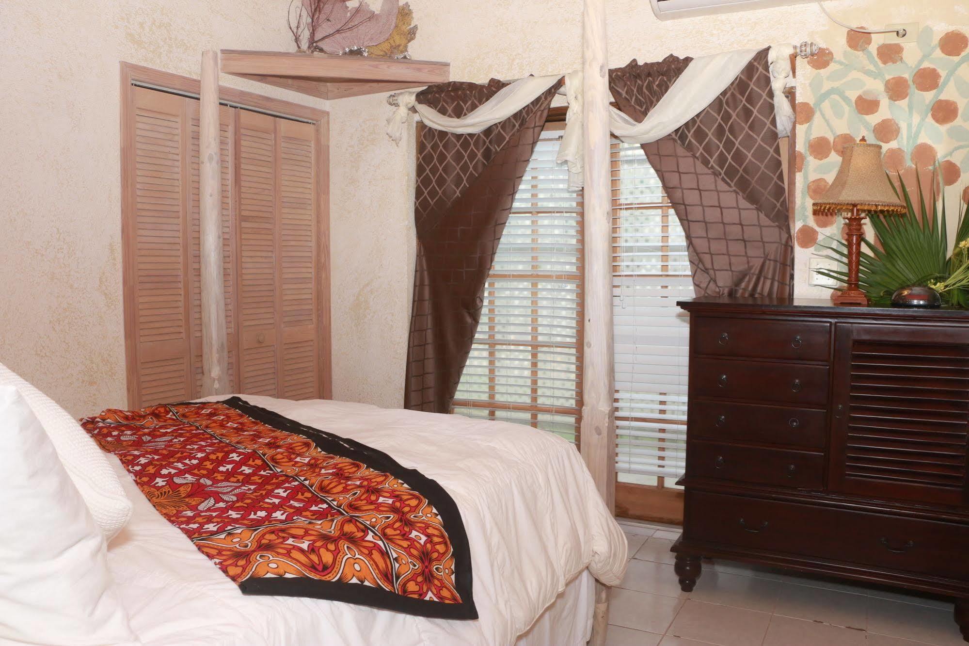 The Sugar Apple Lodging Dunmore Town Dış mekan fotoğraf